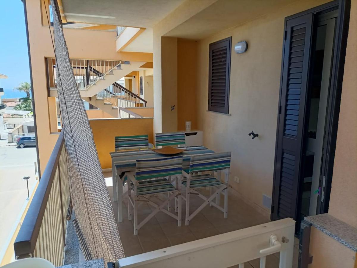 Casa Vacanze Il Giardino Dei Girasoli Marina di Ragusa Luaran gambar