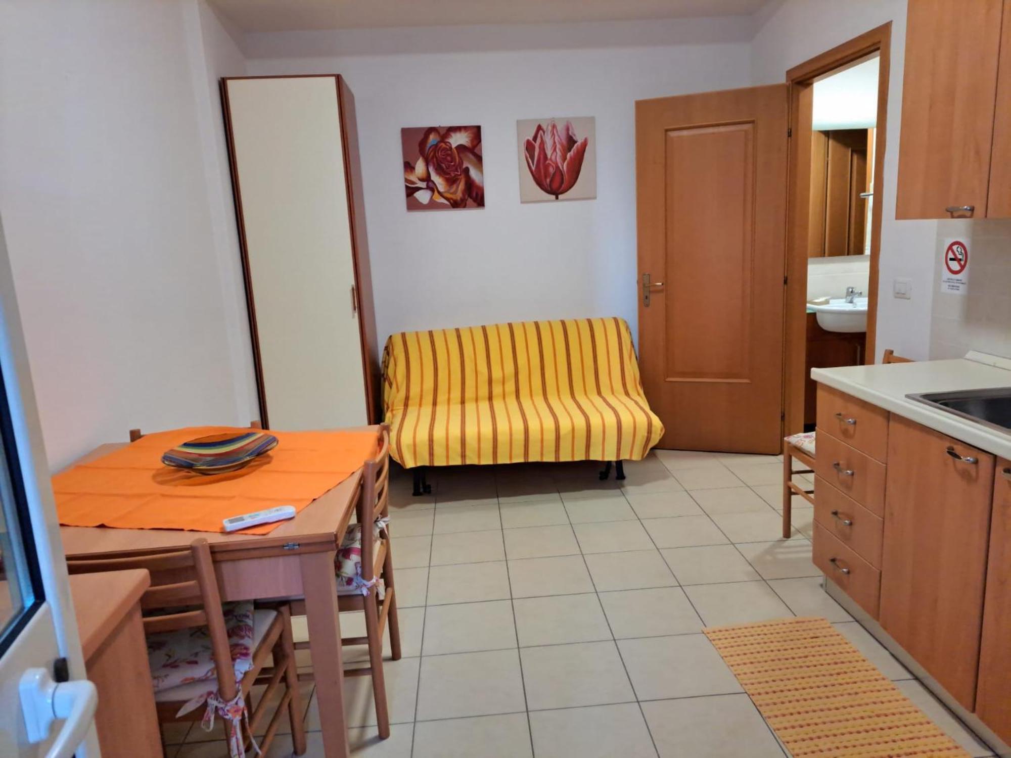 Casa Vacanze Il Giardino Dei Girasoli Marina di Ragusa Luaran gambar