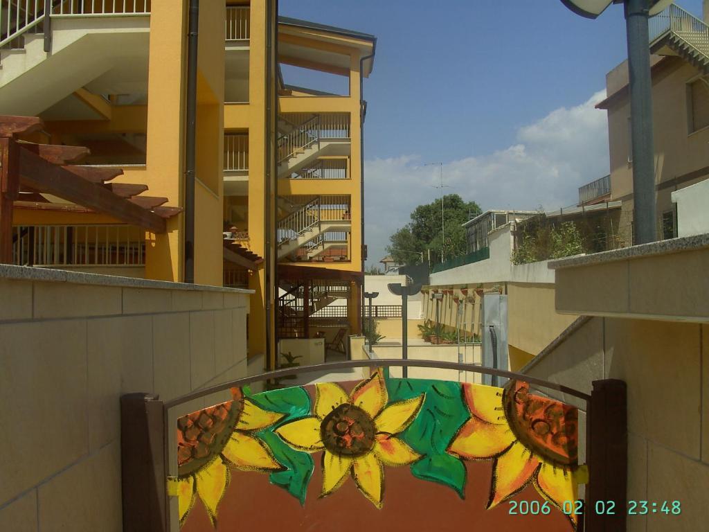 Casa Vacanze Il Giardino Dei Girasoli Marina di Ragusa Luaran gambar